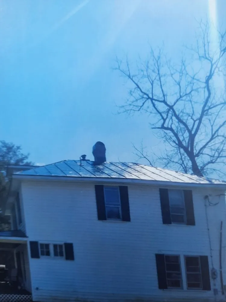 Professional metal roofing installation near you in Scottsville, VA by GW Services Metal Roof Painting