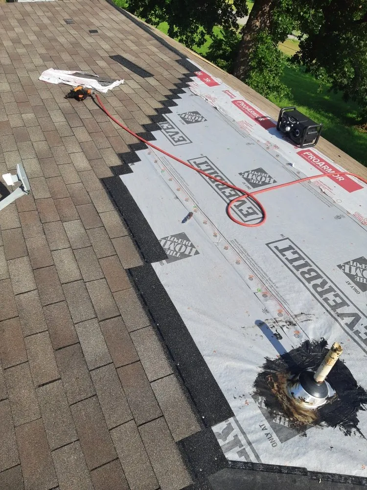 Slide of Gw's Everything Maintenance and Make Ready in Remodel