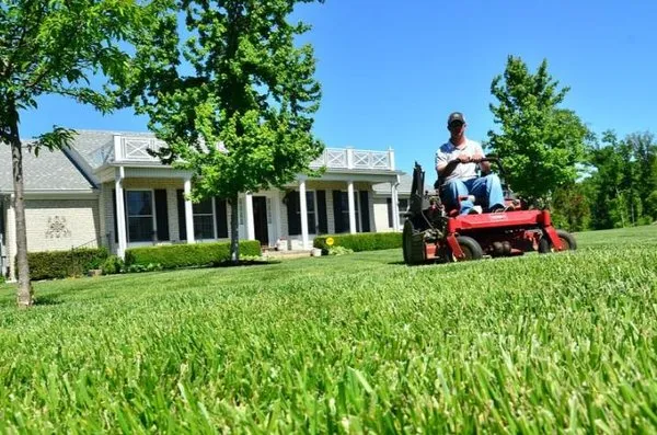 H & G Kalamazoo Services Logo