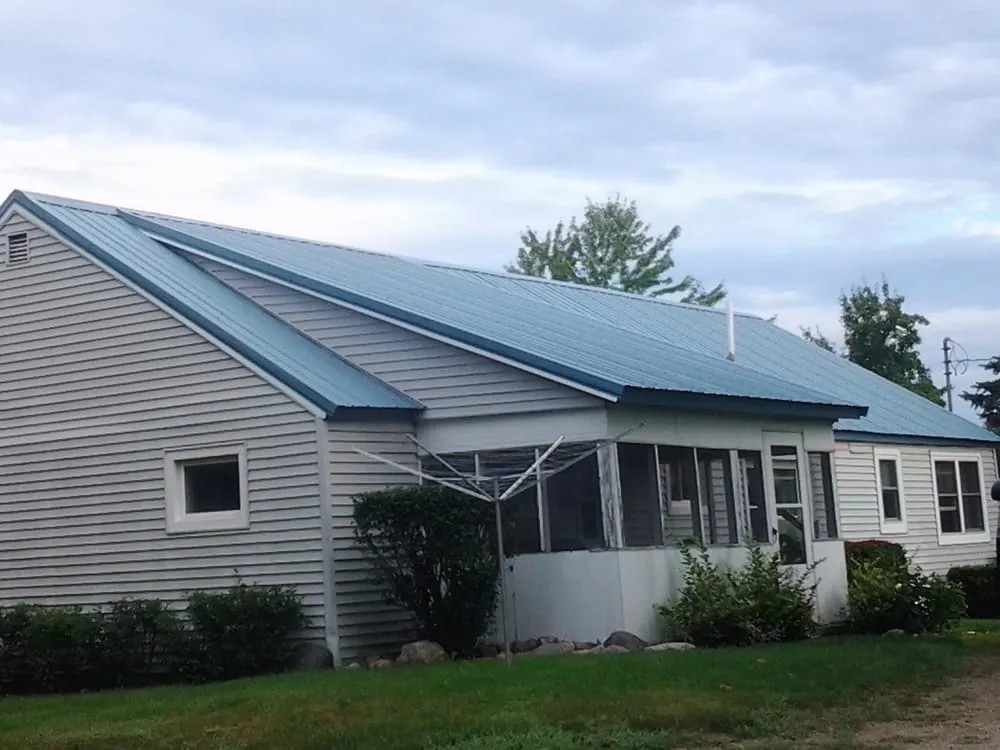 Slide of H & H Construction