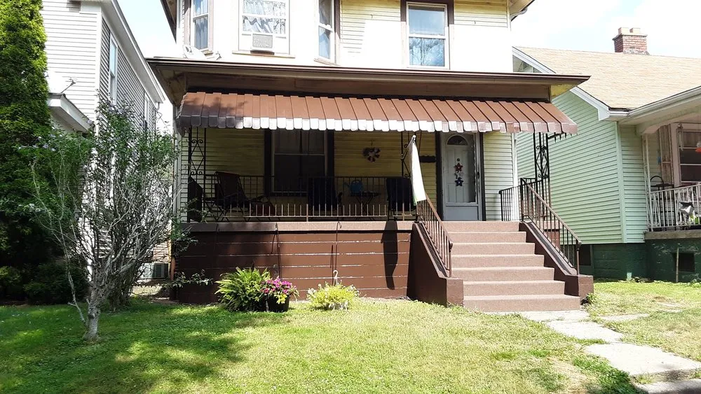 Expert roof replacement in Yorkville, OH by H & H Contracting