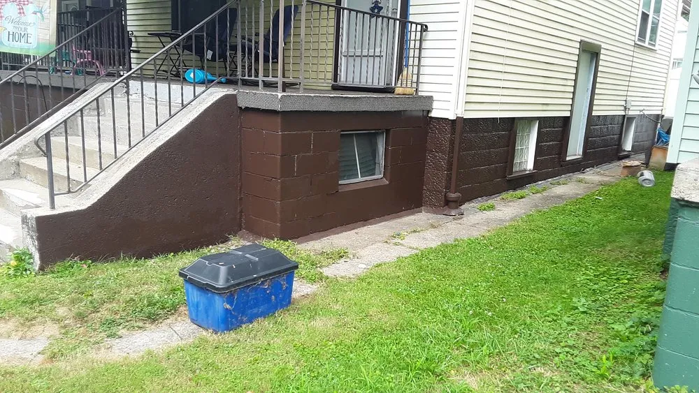 Expert roof inspection same-day service in Yorkville, OH by H & H Contracting