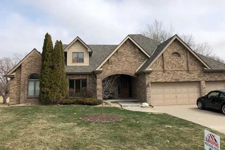 Professional storm damage roof repair in Waterloo, NE - H & H Exteriors