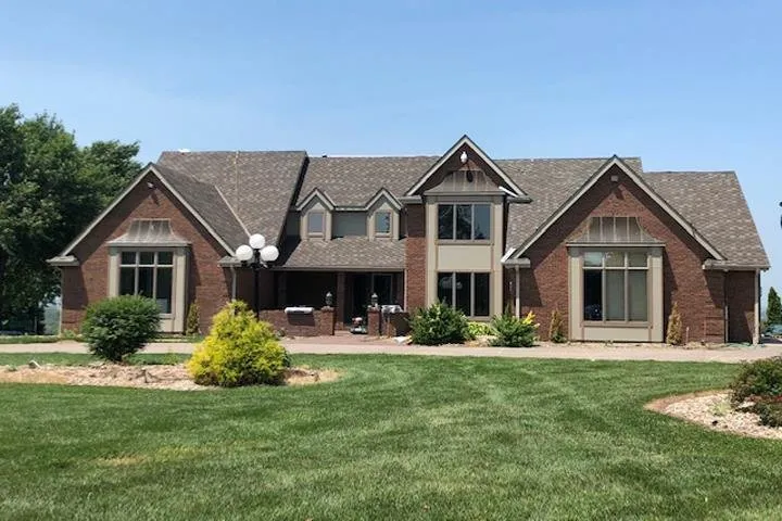 Expert flat roof repair in Waterloo, NE by H & H Exteriors