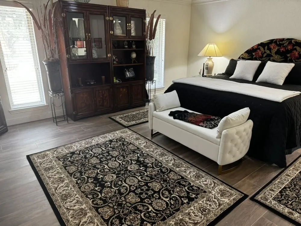 Slide of H & H General Contracting