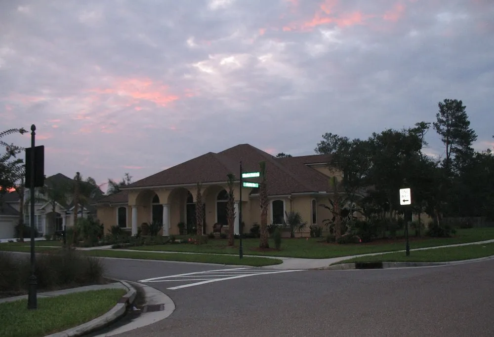 Slide of H & H Homes