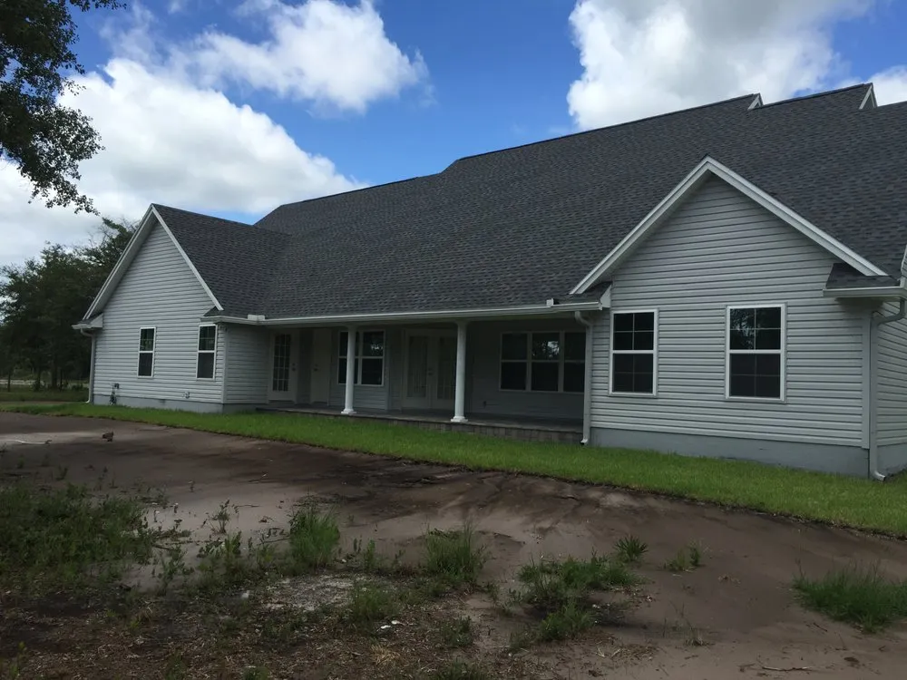 Slide of H & H Homes