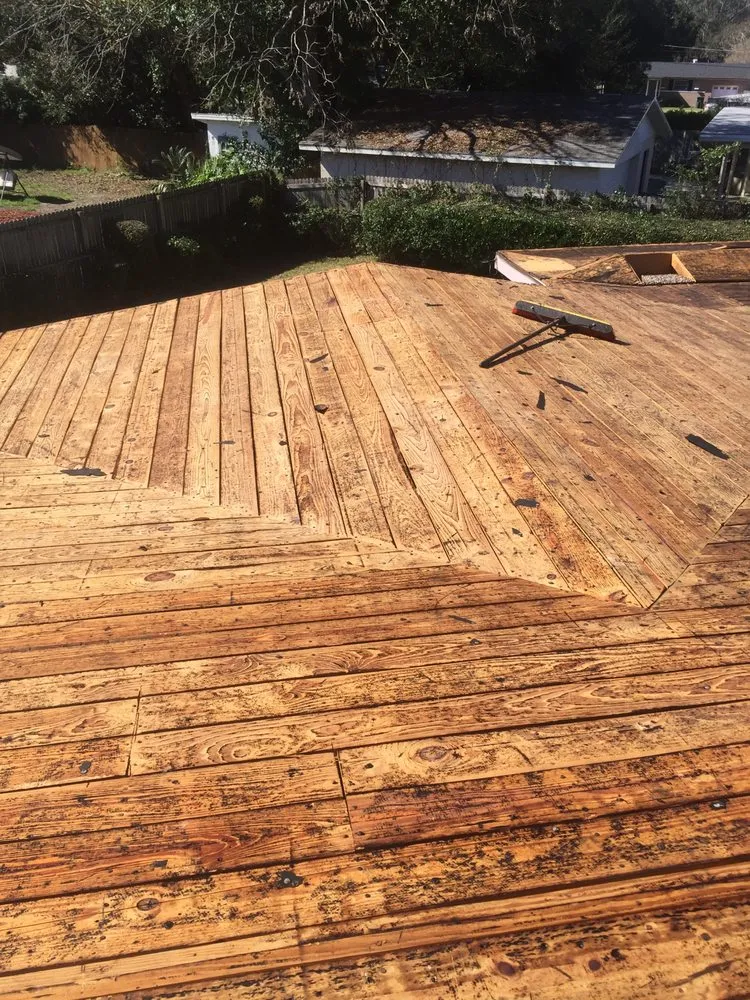 Slide of H & H Homes