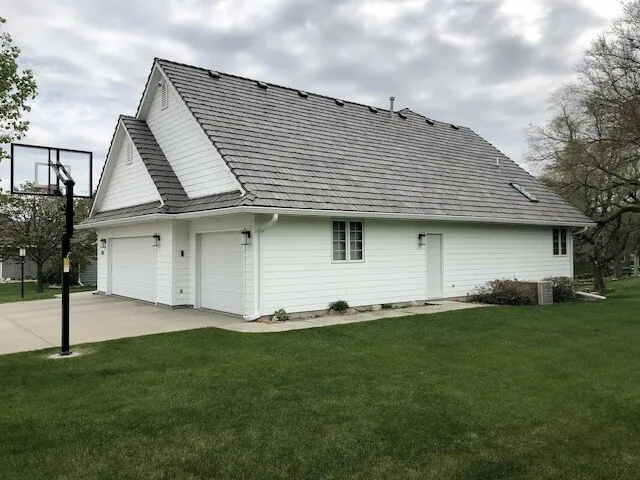 Slide of H & H Roofing