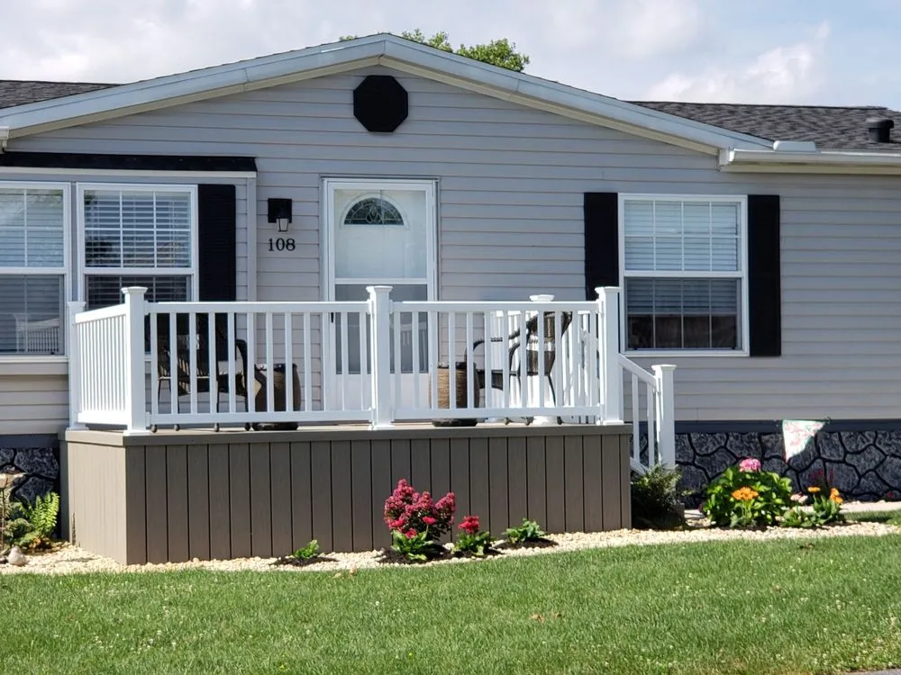 Slide of H & M Mobile Home Remodelers