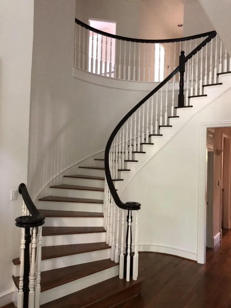 Slide of H & R Pro Builders