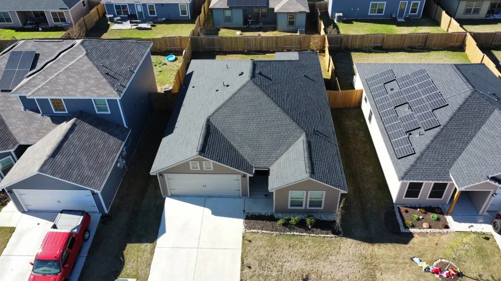 Slide of H & R Roofing