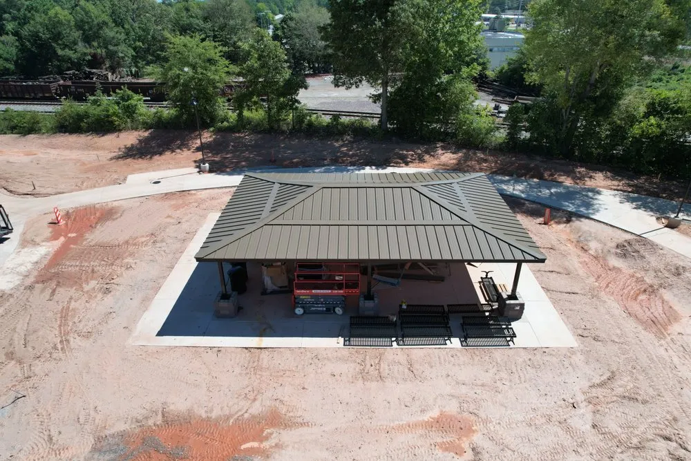 Slide of H And R Roofing