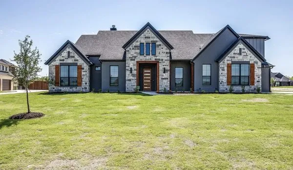 Hacienda Structures & Interiors Logo