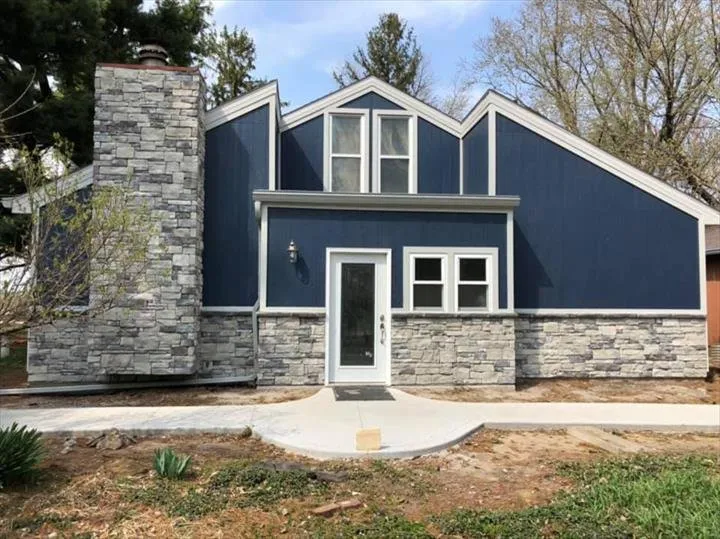 Slide of Haggerty Windows And Siding