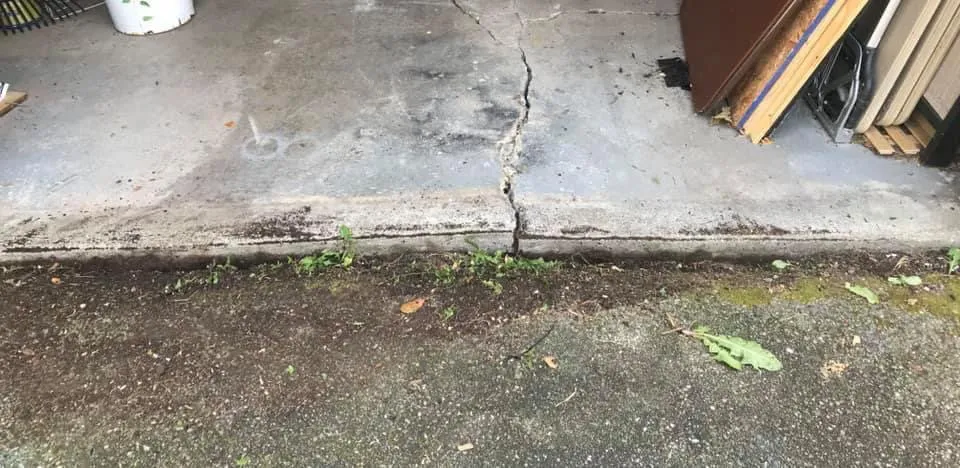 Slide of Hale’s Custom Homes