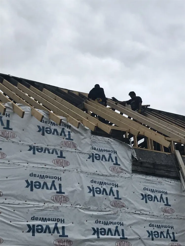 Local shingle roofing service for homes across WestChester, OH - Halfpriceroof