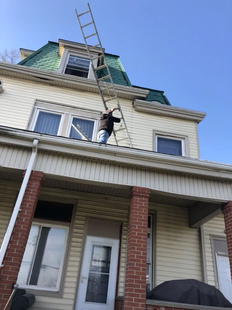 Emergency storm damage roof repair experts serving WestChester, OH - Halfpriceroof