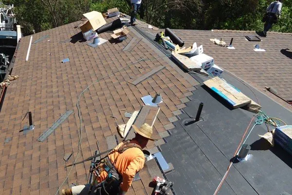 Expert roof leak repair experts serving Lebanon, GA - Hallmark Roofing & Construction