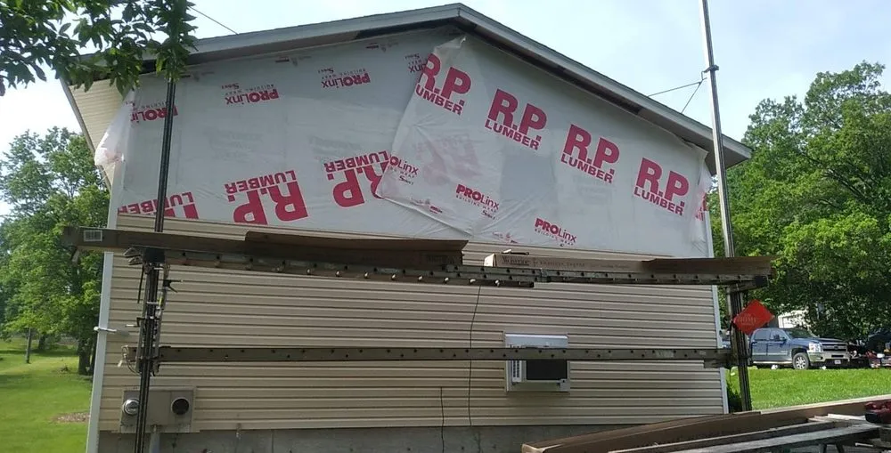 Top-rated shingle roofing service for fast service in Cadet, MO by Halls Contracting