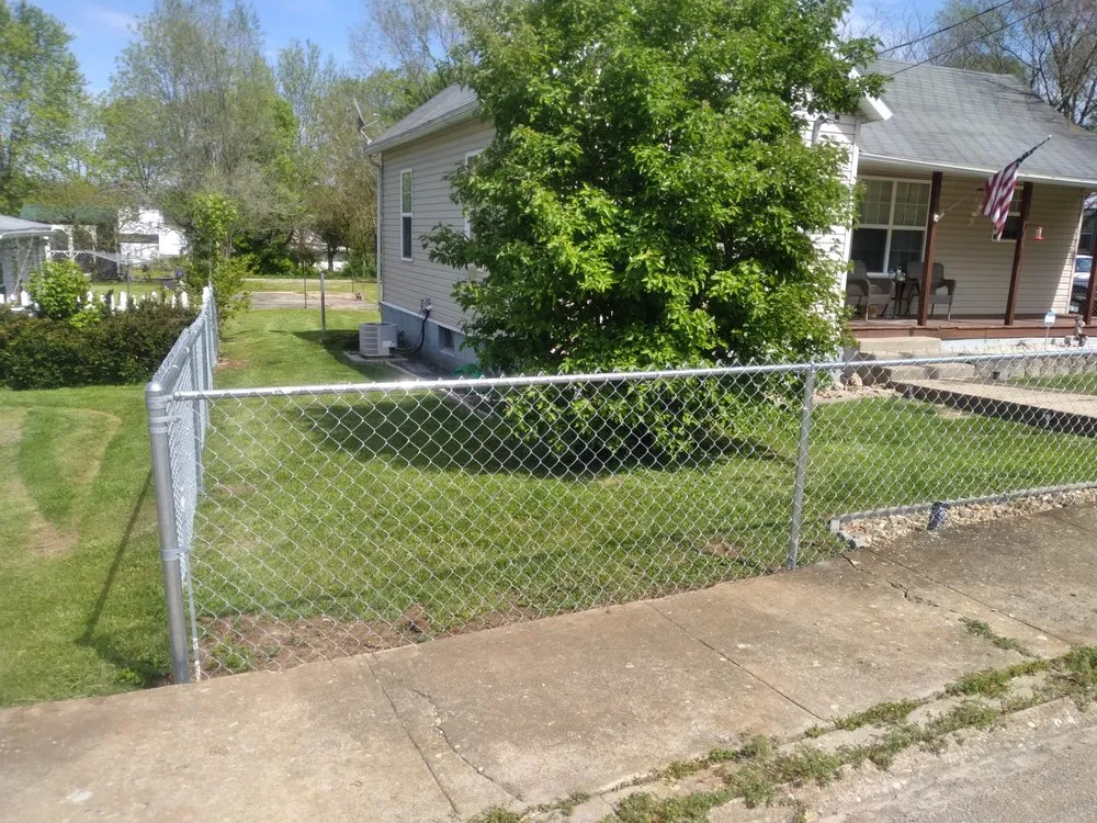 Emergency flat roof repair in Cadet, MO - Halls Contracting