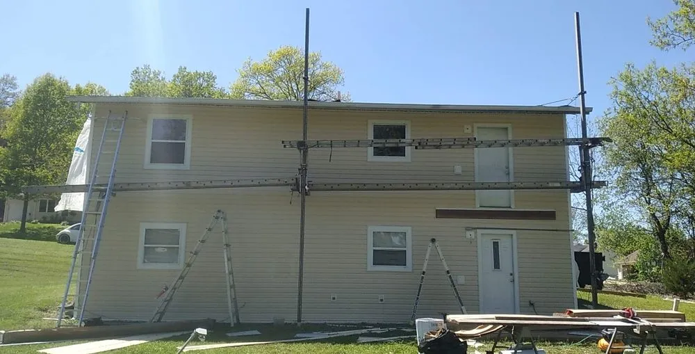 Trusted residential roofing service same-day service across Cadet, MO - Halls Contracting