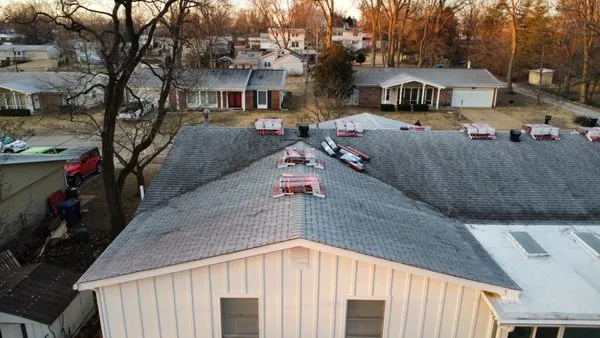 Halo Roofing and Construction Logo