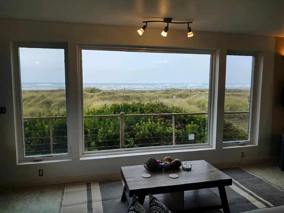 Slide of Hammer & Spurs Construction