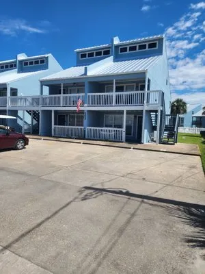 Hammer Down Development Logo