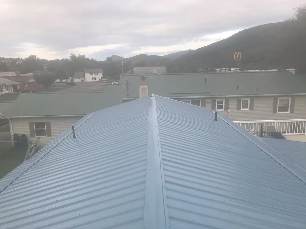 Emergency roof leak repair experts serving Rawlings, MD - Hammer Time Construction