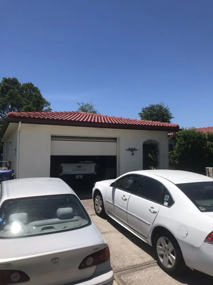 Reliable roof replacement in Tampa Bay, FL - Hammerhead Roof and Structure Softwash