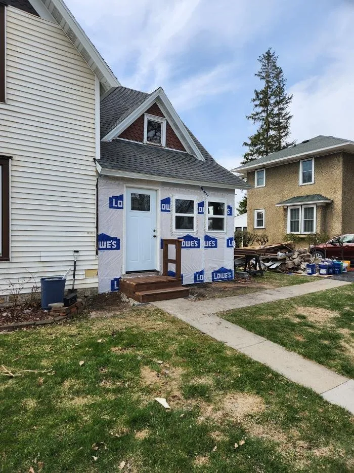 Slide of Hammerside Exteriors