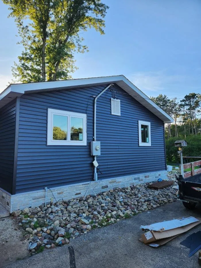 Slide of Hammerside Exteriors