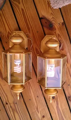 Hampton Custom Remodeling & Supplies Logo