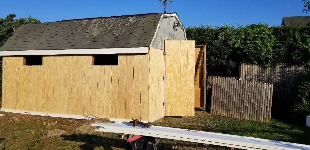 Slide of Hamptons Odd Jobs