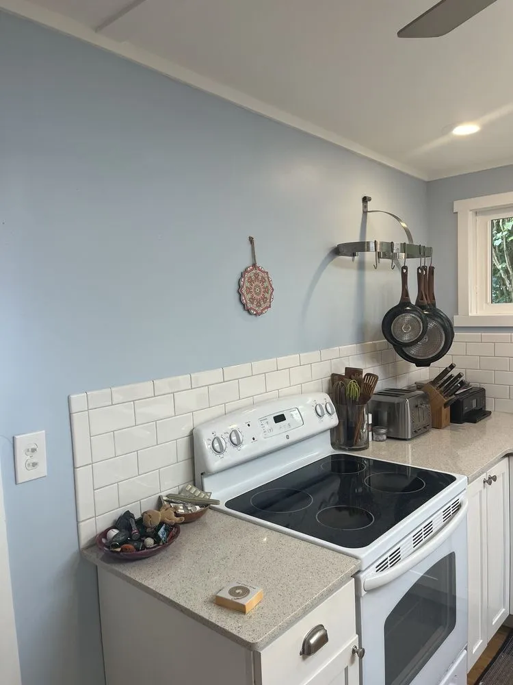 Slide of Hana Ho Painting