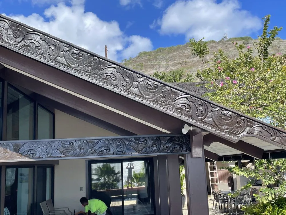 Slide of Hana Ho Painting