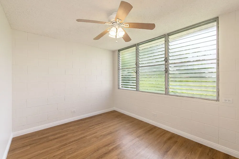 Slide of Hana Ho Painting