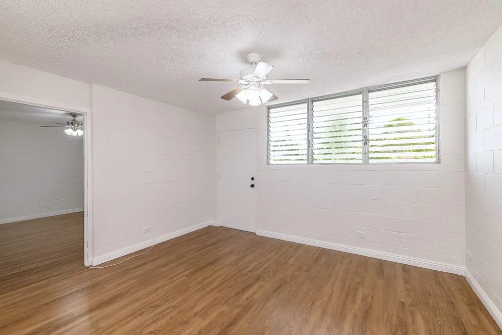 Slide of Hana Ho Painting