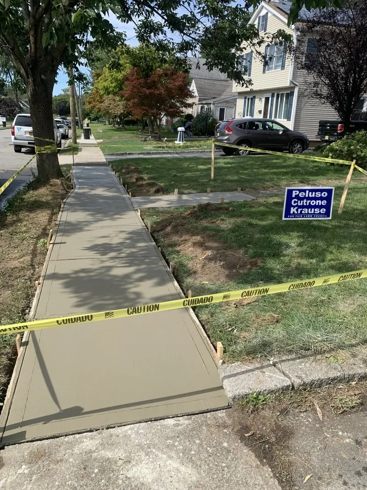 Slide of Hand Gold Construction