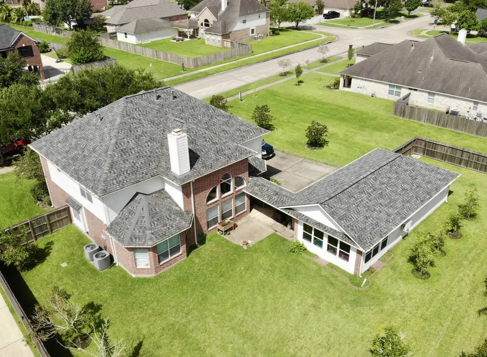 Licensed shingle roofing service in Kingwood, TX by Handal's Roofing
