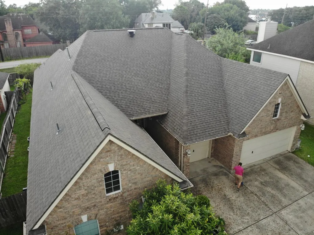 Top-rated roof repair in Kingwood, TX - Handal's Roofing