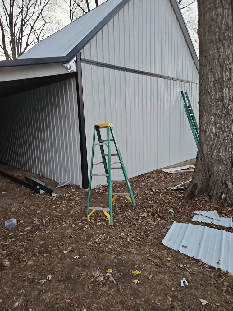 Slide of HandH construction fulley insured