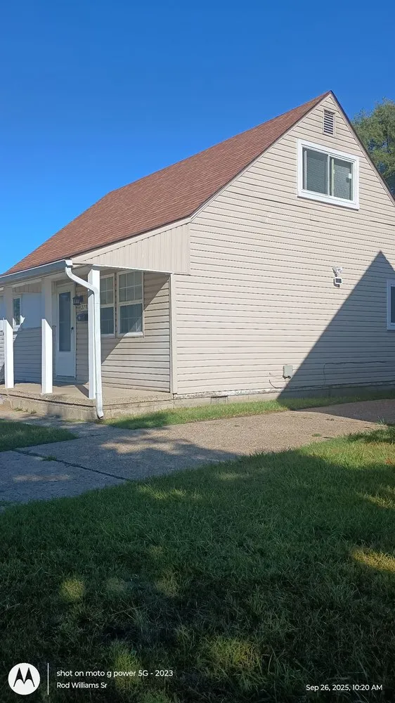 Slide of Handi-Helper Construction & Maintenance Company