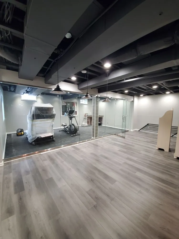 Slide of Handros Construction