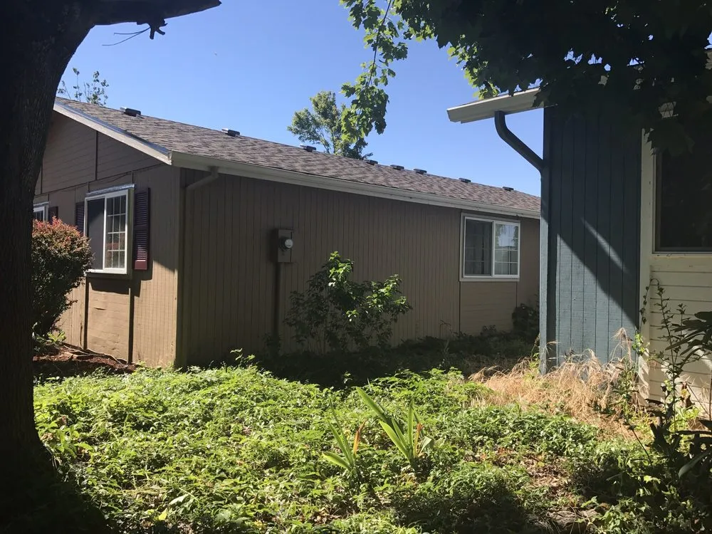 Slide of Handshake Roofing