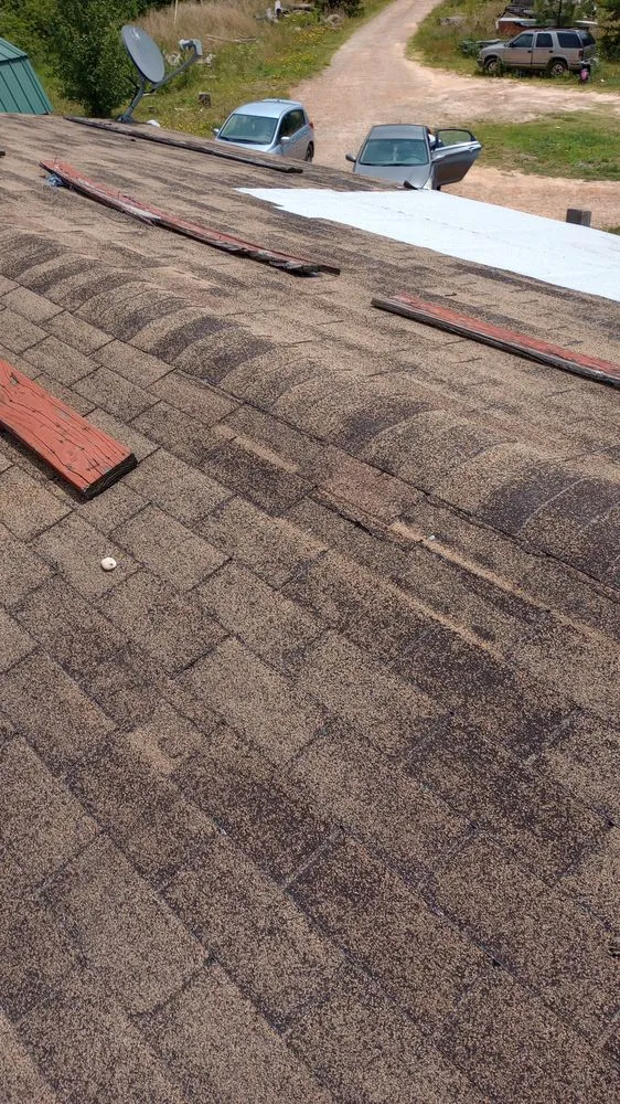 Slide of Handy man repairs and yard services.