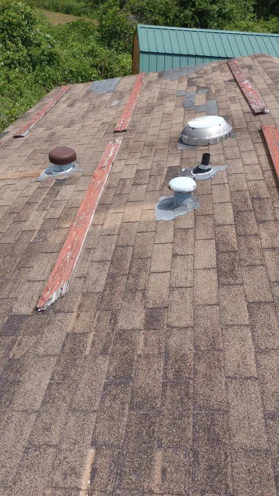 Slide of Handy man repairs and yard services.