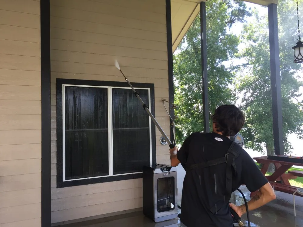 Licensed flat roof repair for homes across Warren, TX - Handy Man Services