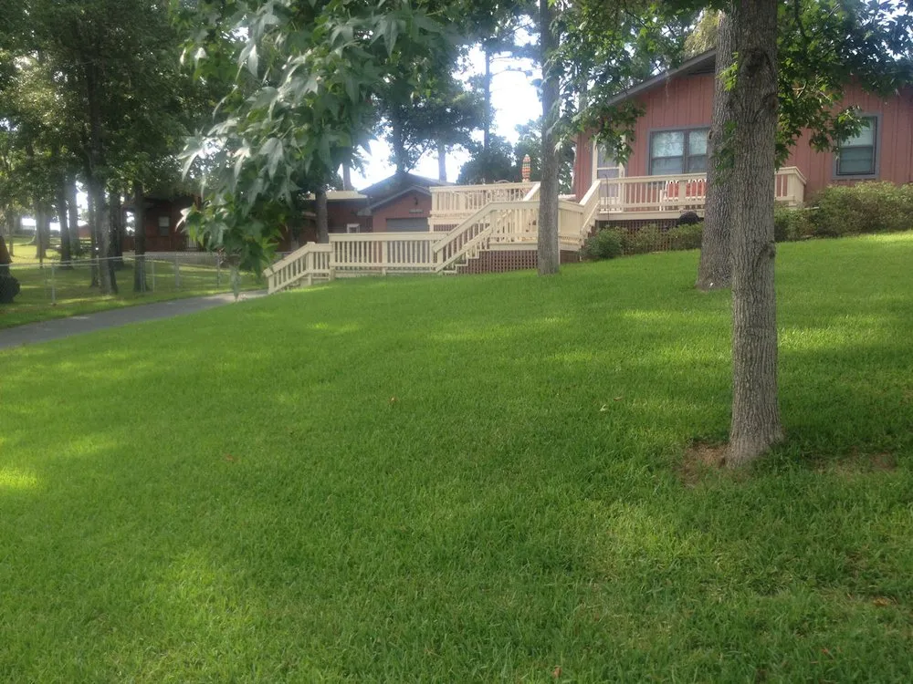 Expert residential roofing service with free inspection in Warren, TX by Handy Man Services